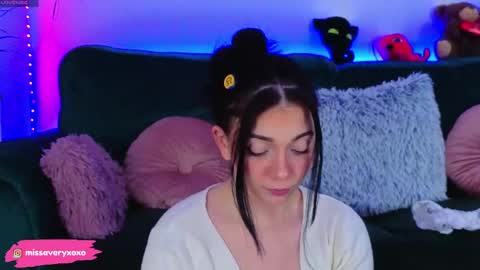 AveryWillow online show from March 2026 11:53:02 PM