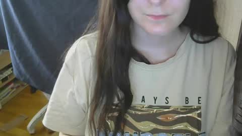 avialenne online show from May 2026 12:22:02 PM