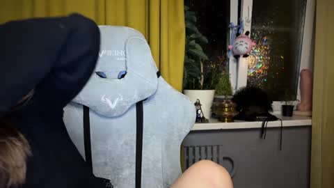 Aviva online show from December 2024 12:44:02 AM