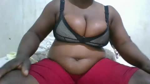 Snapshot of avril254 chatting on February 2026 08:08:02 AM avril254 online show from February 2026 08:08:02 AM