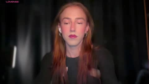 avril_pearly_ online show from June 2026 11:04:02 AM