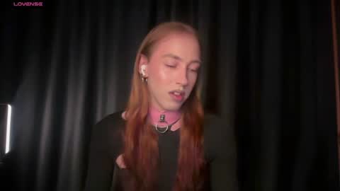 avril_pearly_ online show from July 2026 10:11:01 AM