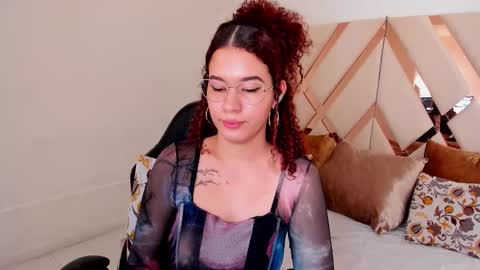 Avril  online show from January 2026 11:56:01 AM