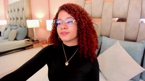 Avril  online show from January 2026 12:54:01 PM