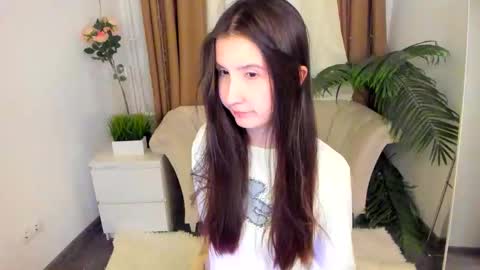 Avrora online show from February 2026 07:42:02 PM