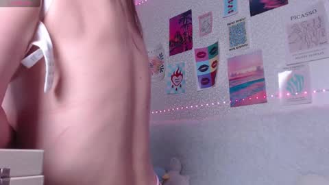 avrora_sweetyme online show from October 2025 06:19:02 PM