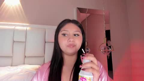 Snapshot of avymilton chatting on January 2026 05:27:02 PM Avy online show from January 2026 05:27:02 PM