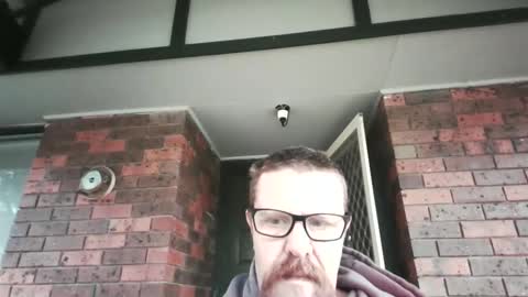 awayinthecountry online show from May 2026 11:11:02 PM