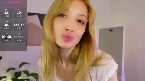 aweryuwu online show from November 2025 07:11:02 AM