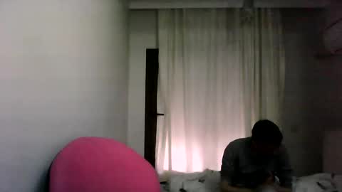awesenheit online show from May 2026 04:48:02 PM