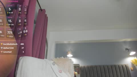 Snapshot of awesome_jolie chatting on January 2026 04:06:02 AM Jolie online show from January 2026 04:06:02 AM