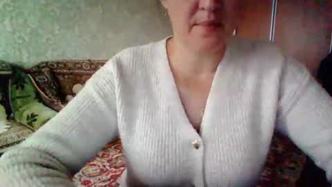 awesomeladyy online show from October 2025 12:01:02 PM