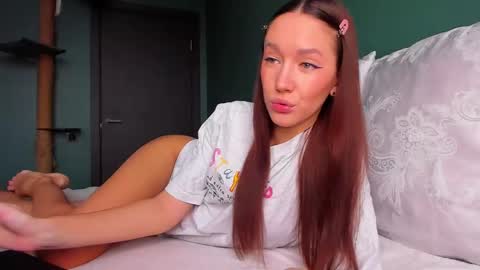 Snapshot of awgustina_sweetheart22 chatting on February 2025 09:47:02 AM Awgustina online show from February 2025 09:47:02 AM