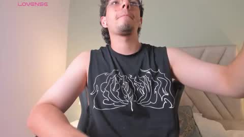 Snapshot of axel_creed chatting on February 2026 02:54:01 AM Yooung King online show from February 2026 02:54:01 AM