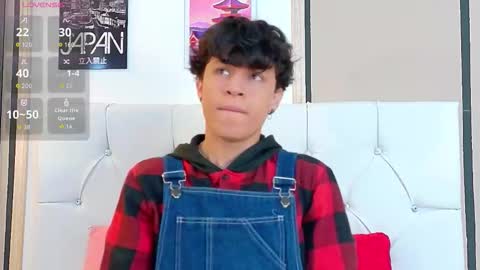 Axel Evanss online show from November 2025 12:33:01 PM