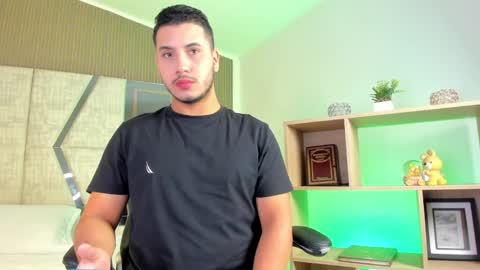 axel_grey_ online show from March 2026 12:33:01 PM