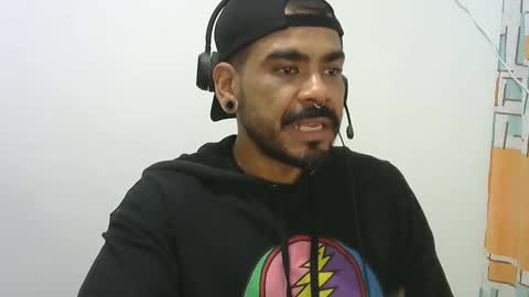 Snapshot of axel_mason chatting on February 2025 05:40:01 AM Axel online show from February 2025 05:40:01 AM