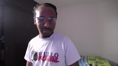 Snapshot of axel_rios_207467 chatting on June 2026 07:01:02 PM axel rios online show from June 2026 07:01:02 PM