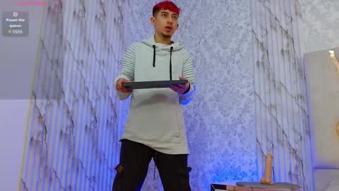 AXEL  online show from November 2025 11:56:02 AM