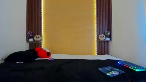 axelfox_ online show from March 2025 03:07:02 PM