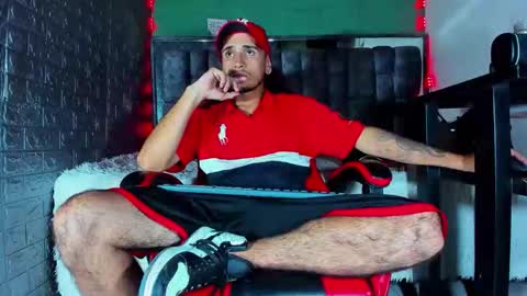 Axell Cross2 online show from April 2026 01:27:01 AM