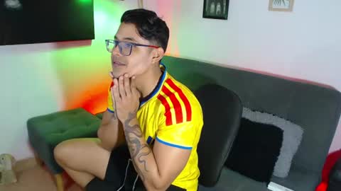 Snapshot of axell_dior chatting on July 2026 02:23:01 PM axell online show from July 2026 02:23:01 PM