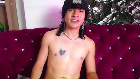 Snapshot of axellkush chatting on February 2025 09:42:01 AM AxellKush online show from February 2025 09:42:01 AM