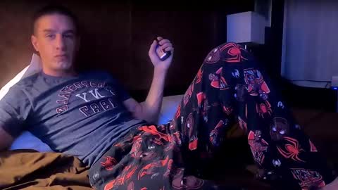 Axl online show from December 2024 04:43:02 AM