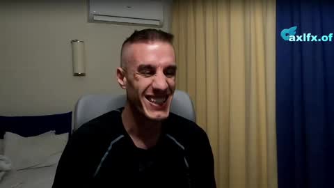 Axl online show from April 2026 02:17:02 AM