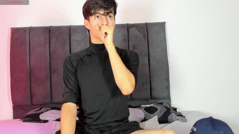 Axxxel  online show from April 2026 01:50:01 AM