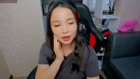 Aya Moon online show from September 2025 05:32:01 AM