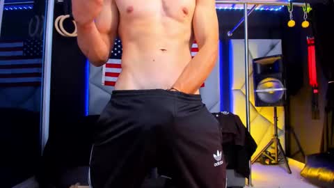 Ayden Miller online show from March 2026 01:44:01 AM