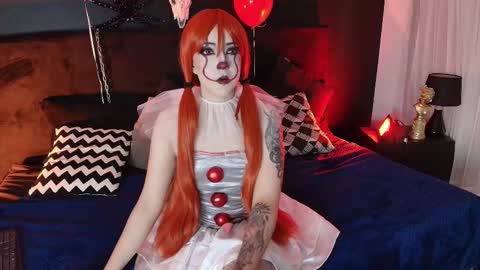 Aylen online show from October 2025 07:37:01 PM