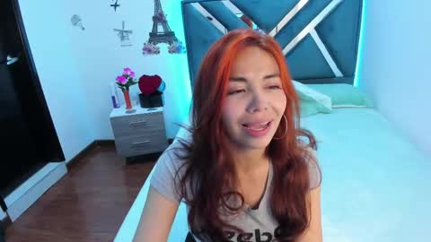 Aylin online show from September 2025 01:24:02 PM