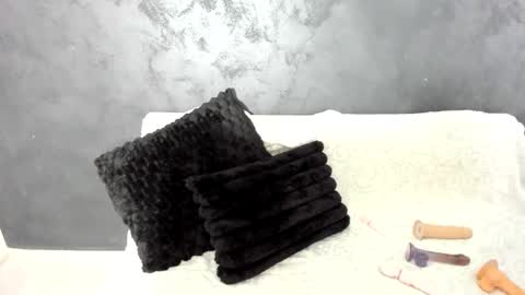 Snapshot of aylin_hot4u chatting on November 2025 07:42:02 AM Kayla online show from November 2025 07:42:02 AM