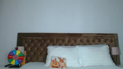 Aylin online show from October 2025 01:58:02 AM