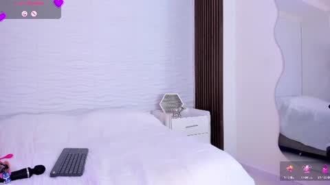 aylinlove_ online show from July 2026 11:38:02 AM