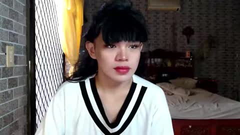 aymkyline online show from December 2025 02:05:01 AM