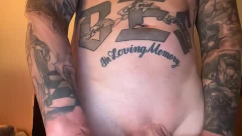 Snapshot of az_tatts chatting on February 2026 04:00:02 AM az_tatts online show from February 2026 04:00:02 AM