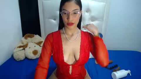 Snapshot of azahara_smith chatting on October 2025 08:04:02 AM Smith online show from October 2025 08:04:02 AM