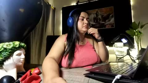 Snapshot of azaraonyx chatting on June 2026 03:17:02 PM Goddess Azara online show from June 2026 03:17:02 PM