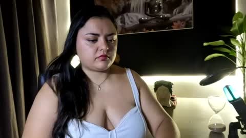 Snapshot of azaraonyx chatting on June 2026 02:05:01 PM Goddess Azara online show from June 2026 02:05:01 PM