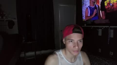 azell19 online show from January 2025 11:01:02 PM