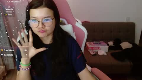 Azu  online show from March 2026 01:13:01 AM