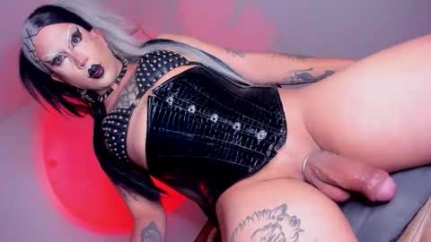 azulawitch online show from November 2025 04:50:01 PM