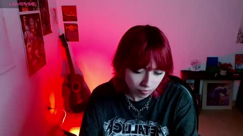 Snapshot of azumi_07 chatting on December 2024 03:50:02 AM Alisson online show from December 2024 03:50:02 AM