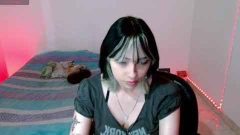 Alisson online show from May 2026 02:18:01 AM