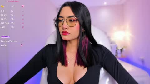 Snapshot of azurakindong chatting on May 2026 07:42:02 PM Azura online show from May 2026 07:42:02 PM