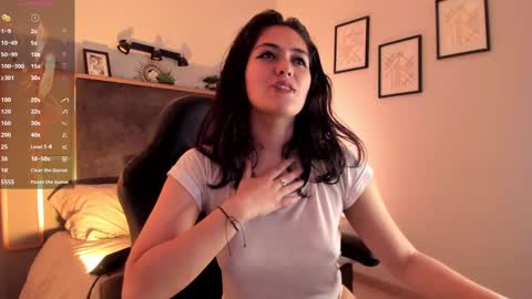 Azurra  online show from September 2025 09:04:02 PM