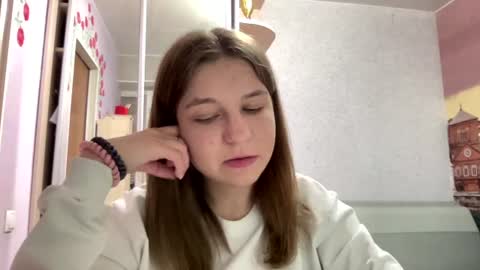 Niki online show from July 2026 06:22:01 PM